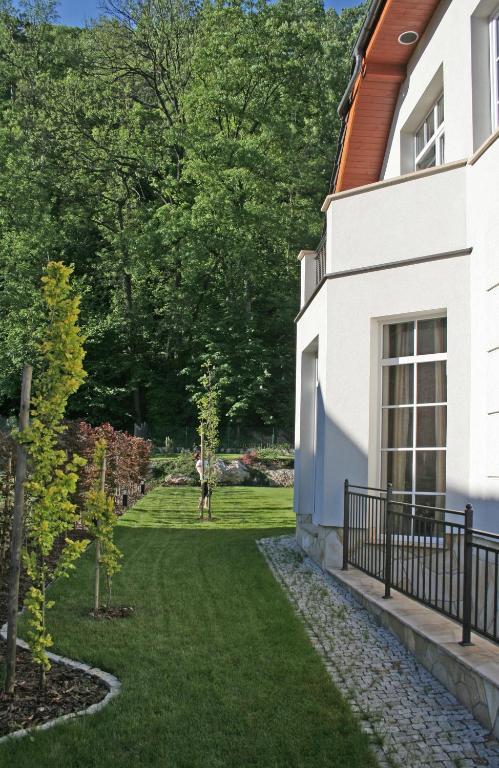 Villa Julia คราคูฟ ภายนอก รูปภาพ